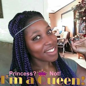 Meet your Posher, Dee